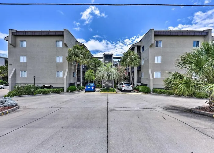 Ocean-View Fernandina Condo W/ Pool, Beach Access!