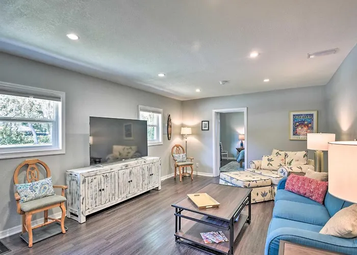 Near Beaches And Speedway! Dog-Friendly Hidden Gem