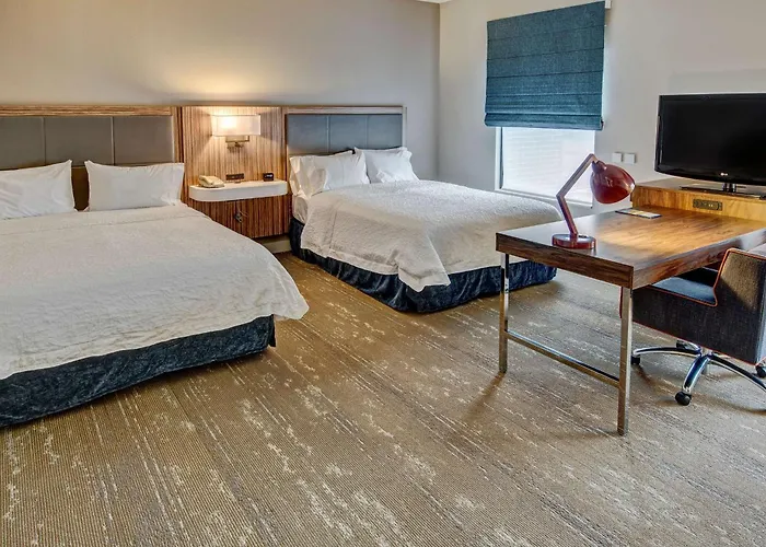 Hampton Inn & Suites Fort Myers Estero