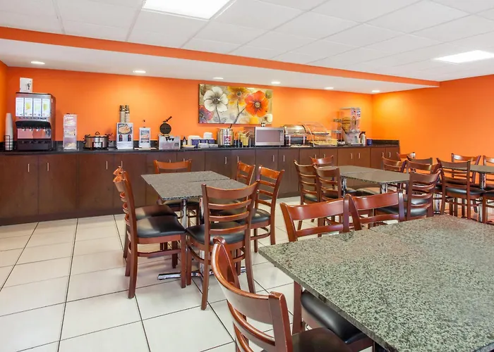Days Inn By Wyndham Brooksville