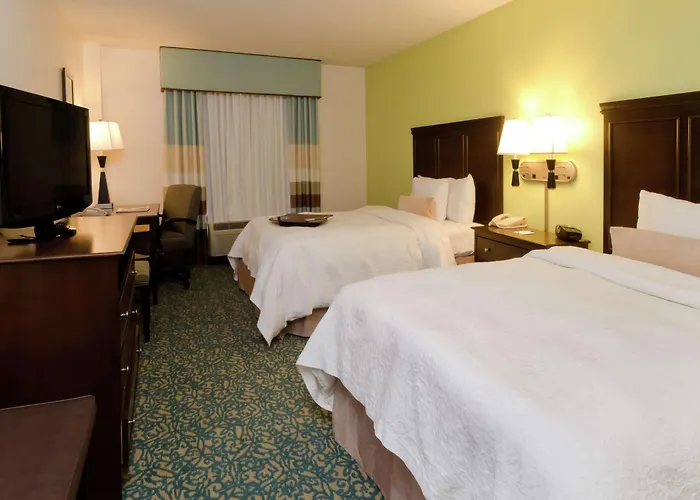 Hampton Inn & Suites Miami-Doral Dolphin Mall Sweetwater