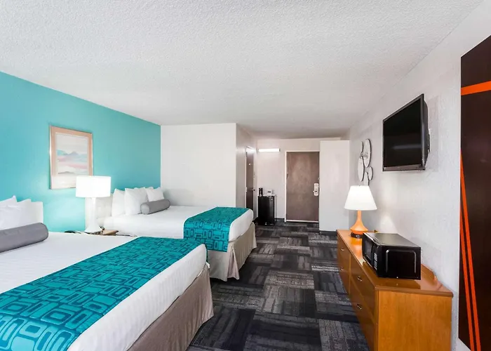 Howard Johnson By Wyndham Winter Haven Fl