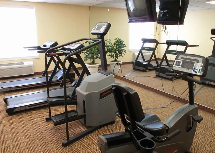 La Quinta Inn & Suites By Wyndham Sawgrass
