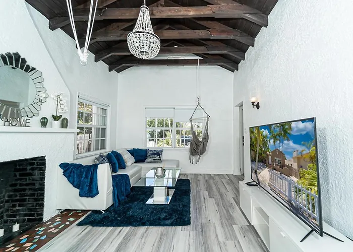 Bike To Beach-Spacious With Patio Bbq & Game Room