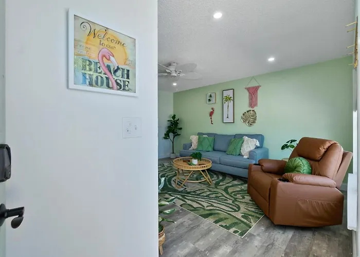 Paradise Palms- Tropic Suite- Pool - Steps To Ocean - 10 Min To Downtown
