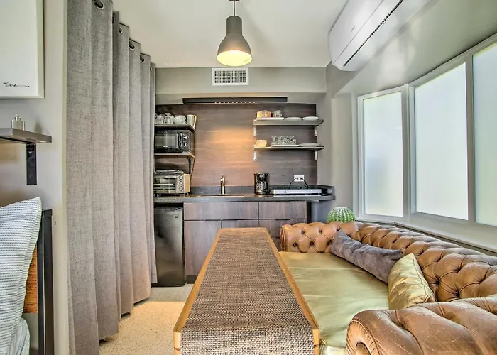 1 Mi To Deerfield Beach: Stylish Studio W/ Pool!