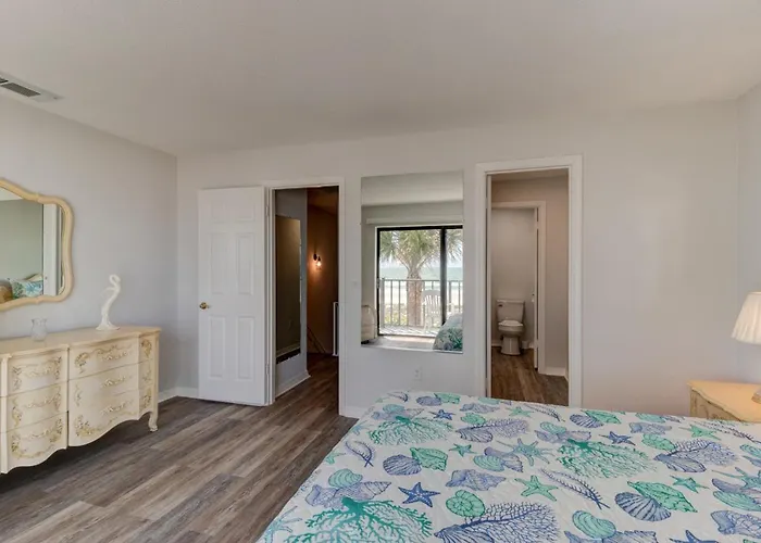 Dolphin Watcher 2 Bed Townhouse