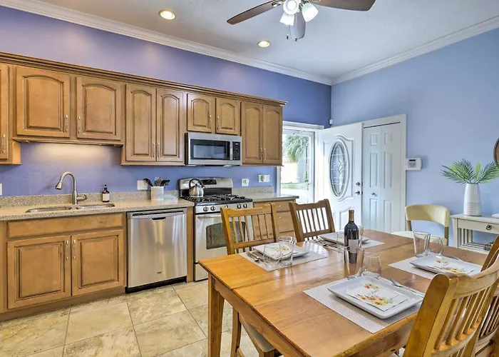 'The Shell House' In Titusville: Pool, Golf Access