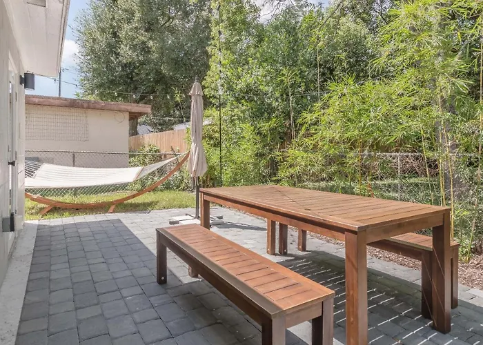 Luxury Tiny Home 2 Miles From Downtown Orlando