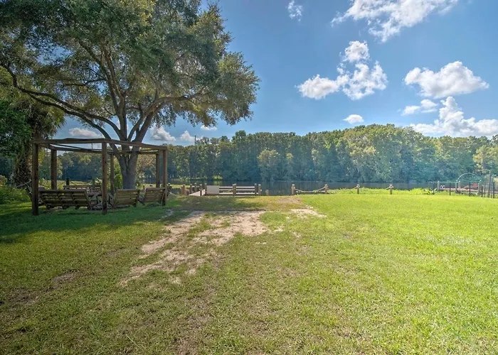 Riverfront Apt W/ Kayak Launch In Dunnellon