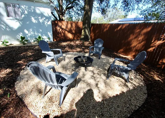 3 Bedroom Modern Ybor City Home- Pet Friendly