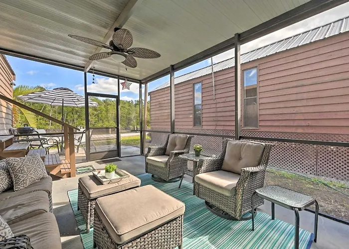 Everglades City Cabin: Dock & Heated Pool!