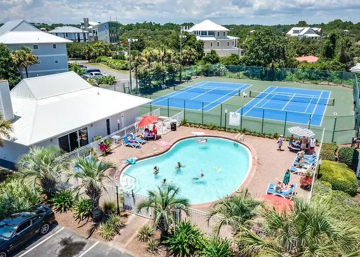 Short Walk Or Shuttle To Wide Open Public Beach!