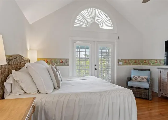 Grande Canal - Captivating 3 Bedroom Retreat