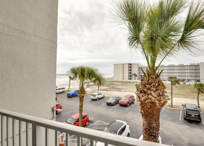 Daytona Beach Studio W/ Private Lanai 1 Mi To Pier