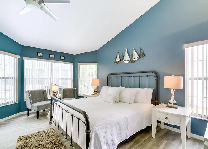 Lanai & Grill: Sunny Home Near Rainbow Springs!