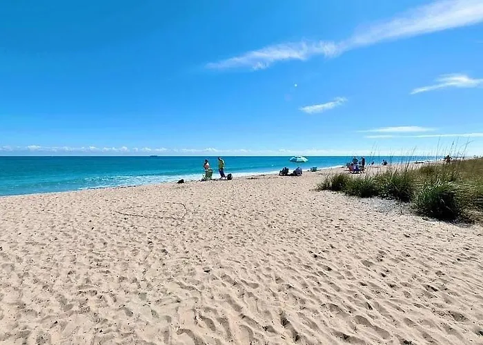 King Bed Mermaid Suite - Heart Of Palm Beach, Free Parking Included