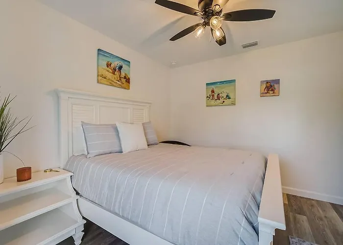 Sw Florida Luxury Modern Retreat, King Bed Suite , Close To Beaches / Golfing / Fishing / Air Ports , 2023 Built