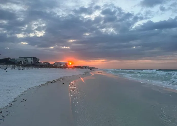 Destin-Y 30A Beach Retreat Self Checkin - Huge Private Backyard Deck With Outdoor Shower