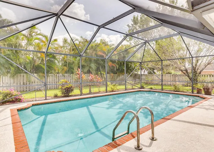 Wellington Vacation Rental: Private Saltwater Pool