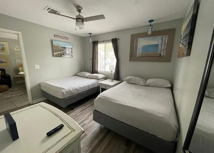 Destin-Y 30A Beach Retreat Self Checkin - Huge Private Backyard Deck With Outdoor Shower
