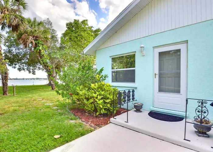 Palmetto Home W/ Manatee River Access!