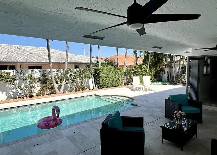 Sunny Getaway: Relaxing Miami Home