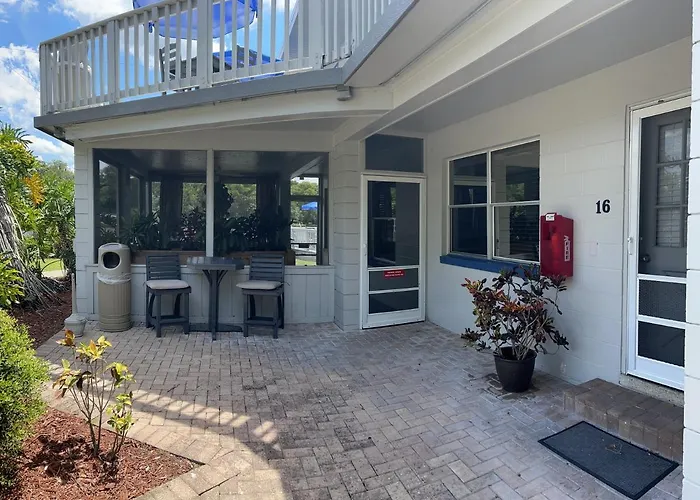 Hontoon Landing Resort & Marina