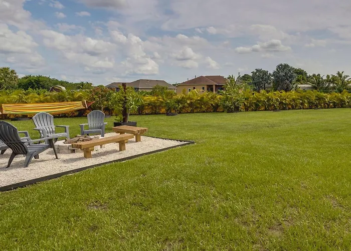 Port Saint Lucie Vacation Rental W/ Hot Tub!