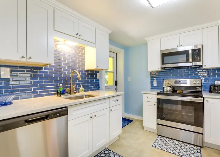 2 Mi To Bradenton Beach: Water-View Home W/ Bbq
