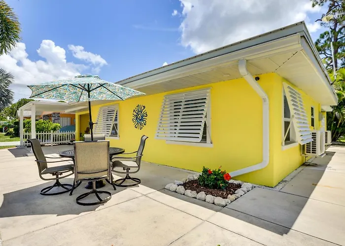 2 Mi To Bradenton Beach: Water-View Home W/ Bbq