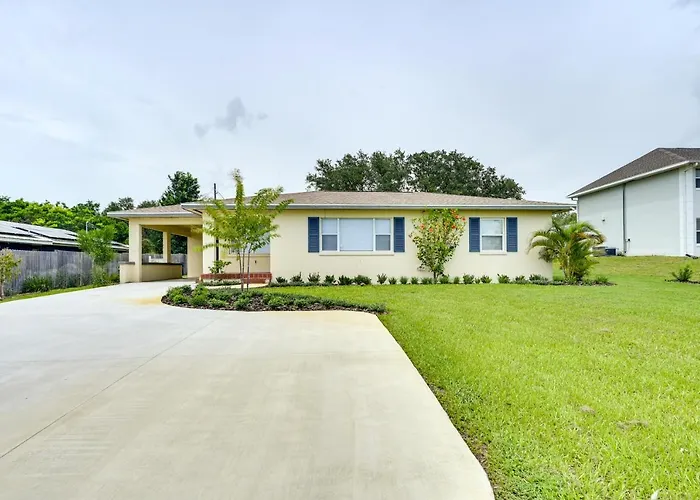 Sunny Lake Wales Getaway - 1 Mi To Downtown