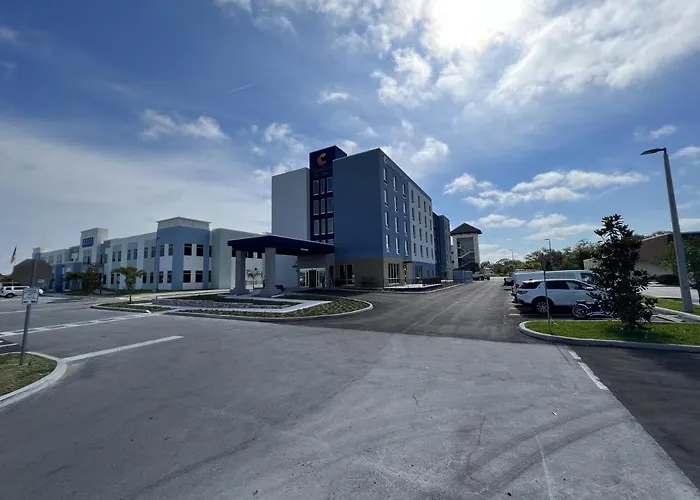 Comfort Inn & Suites New Port Richey Downtown District