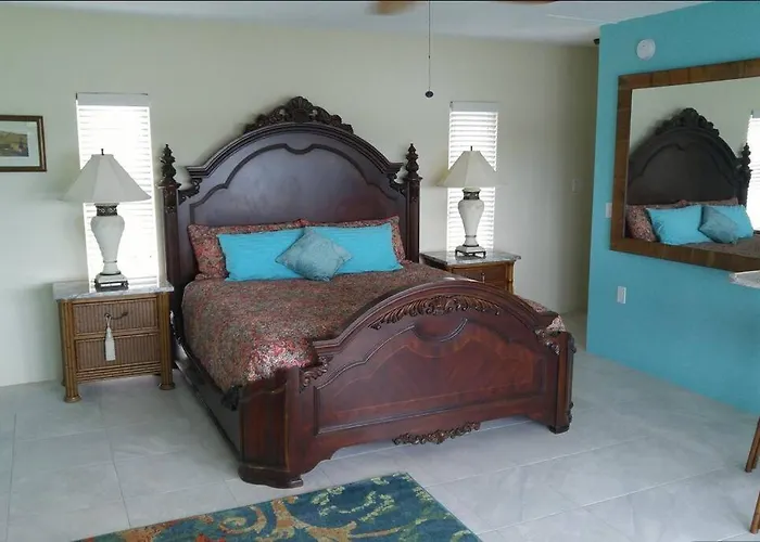 Boot Key Harbor Penthouse