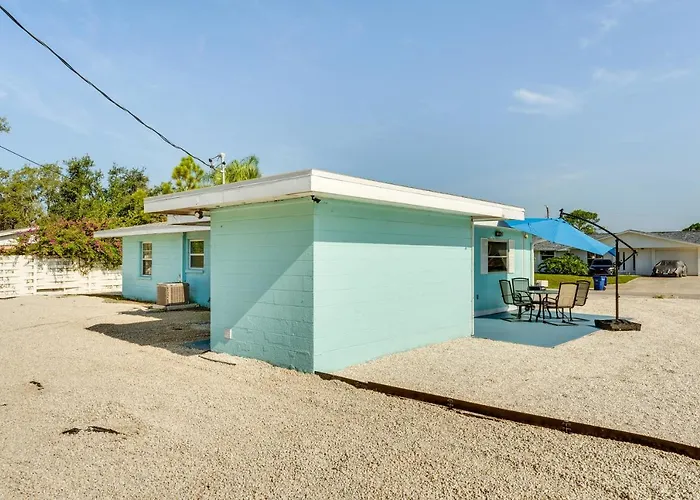 Pet-Friendly Venice Vacation Rental, 3 Mi To Beach