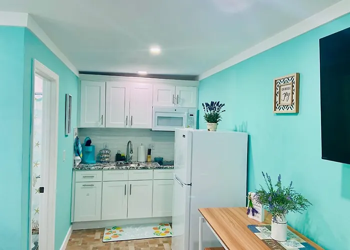 Beautiful And Comfortable Rom Apt # 2