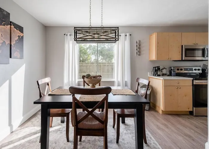 Cute Downtown Home By Depot Park