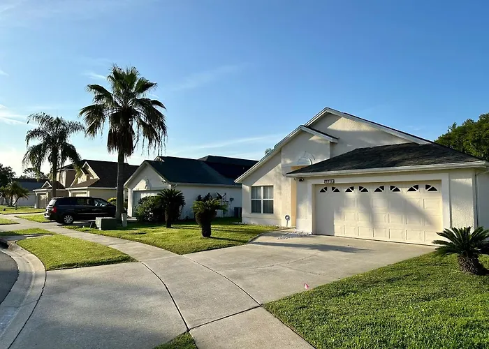 Private Pool With A Beautiful View Overlooking The Lake! Near Disney - Universal
