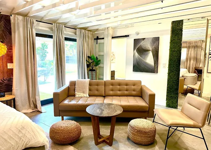 Zen.Modern.Hip “Studio 501” Beach,Scuba,Downtown