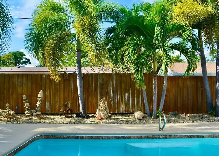 Tropical Island Escape Near Disney, Beach, Cruise