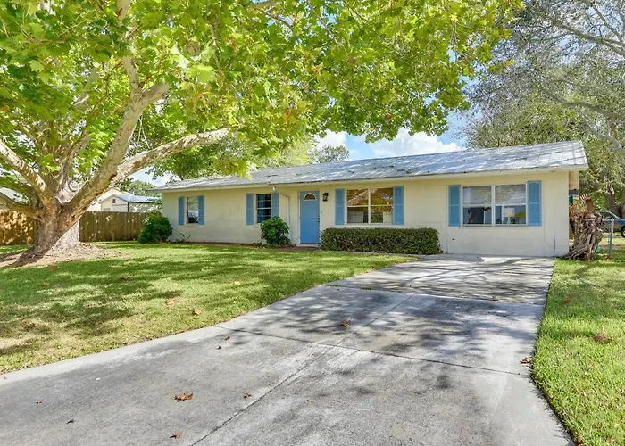 3 Mi To Riverwalk: Pet-Friendly Home W/ Yard!