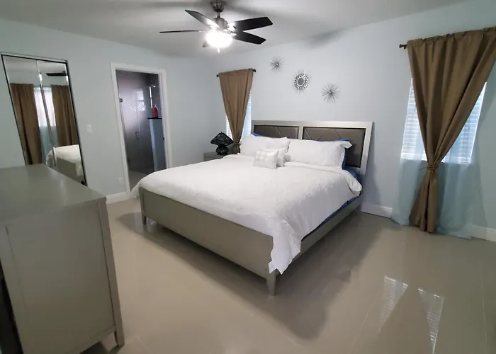 Chardonnay- Luxe Home With Pool ,Spa And Close To Equestrian
