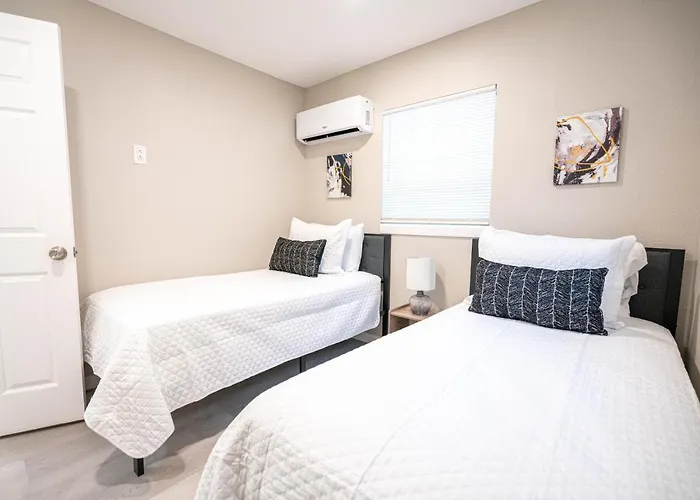 University Serenity Suites