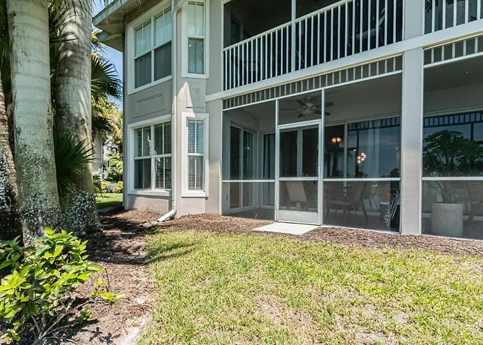 Greenlinks At Lely Luxury White Orchid Fully Renovated Modern 1St Floor 3Bdr Golf Resort Villa