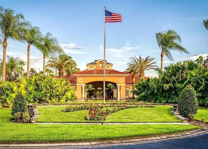 Roomy House Near Disney With Resort Pool And Patio Bbq