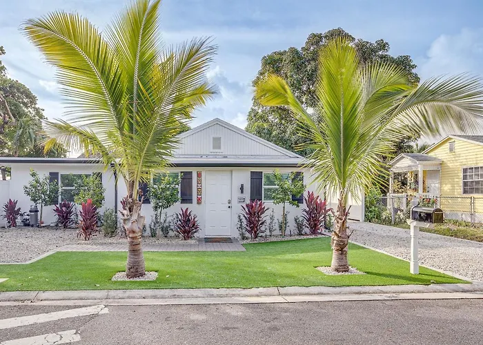 Heated Pool + Backyard: North Palm Beach Retreat!