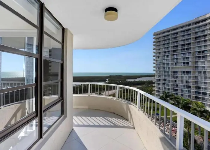 Beachfront South Seas Remodeled Paradise!