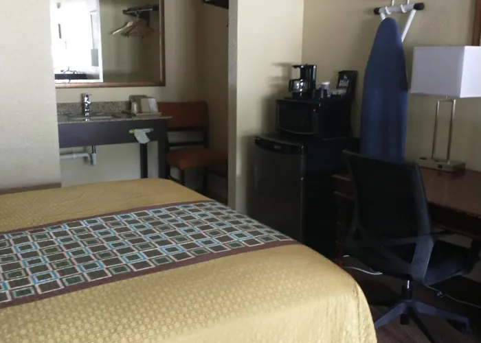 Apalachicola Bay Inn