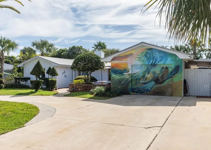 Surfs Up - Retreat At The Beach With Heated Pool