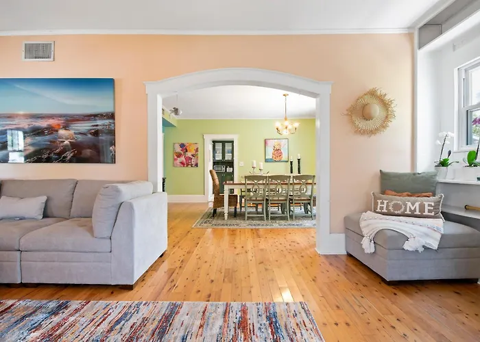 Ville Villekulla! Private Pool Home Near Historic Palmetto!